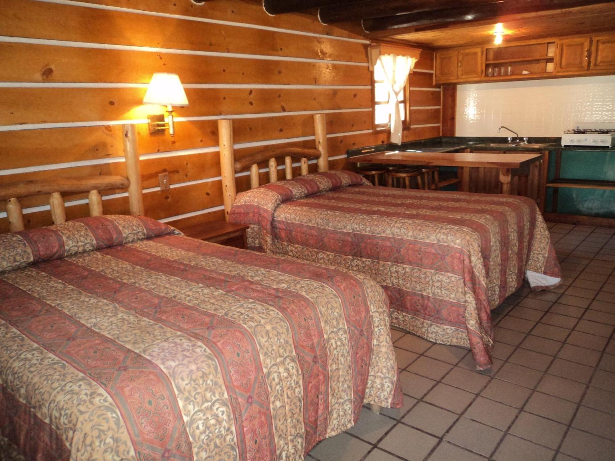 Cabanas Montebello Inn Creel Room photo